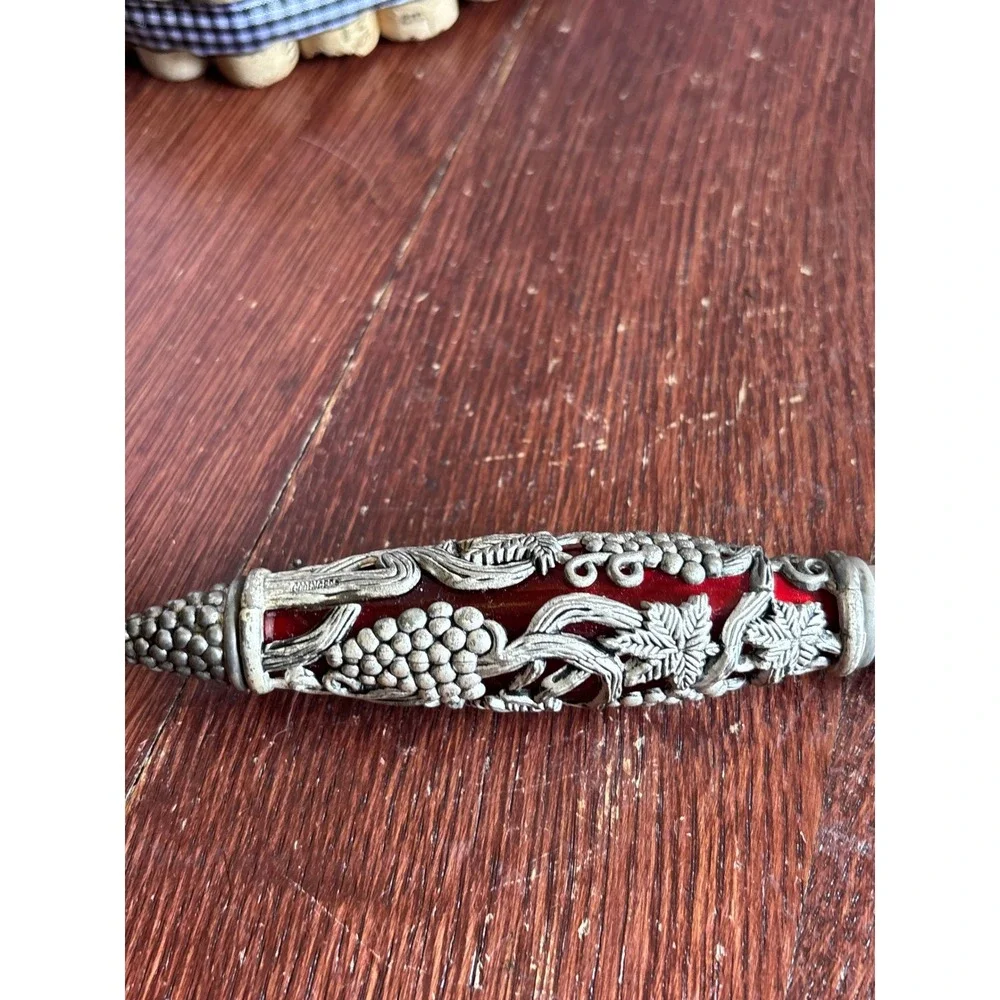 Godinger Silver Art Grape Vine Red Handle Gold Tone Serrated Bread Cheese Knife